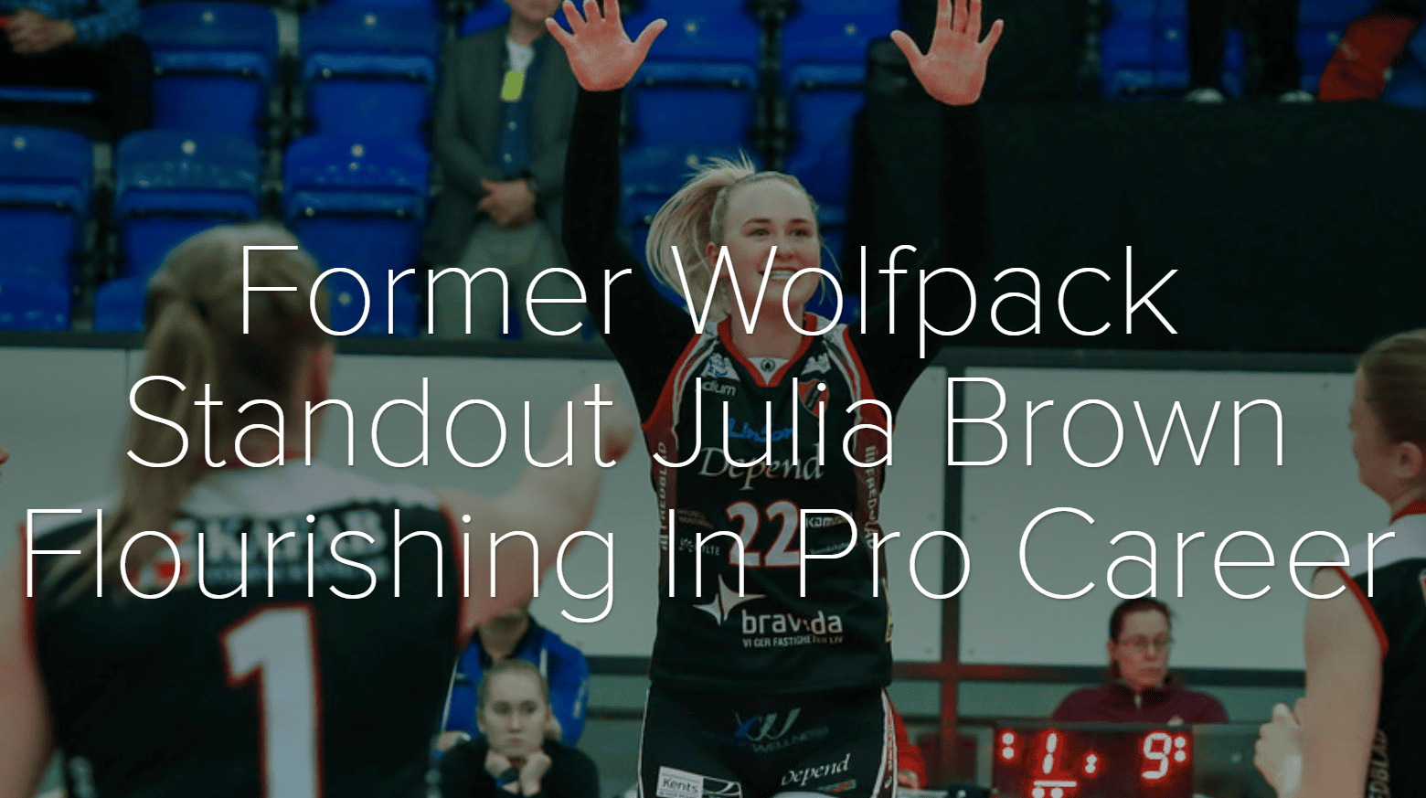 Julia Brown Signs Hylte Halmstad Sweden